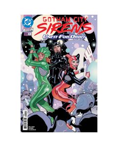 Gotham City Sirens Unfit For Orbit #1